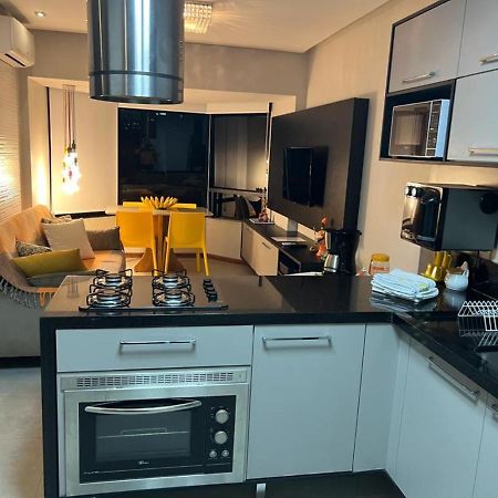 Apartmán Excelente Localizacao Na Barra -Climatizado-Garagem Salvador Exteriér fotografie